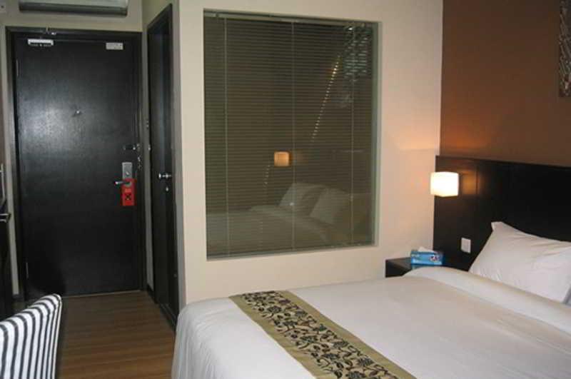 탯 플레이스 호텔 쿠알라 벨라이트 외부 사진